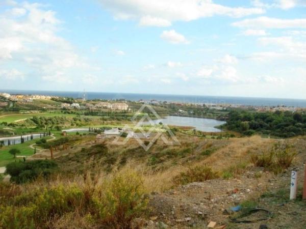 Terreno en calle Gene Kelly, 5 -8