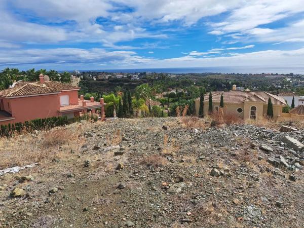 Terreno en calle Muñiz s/n