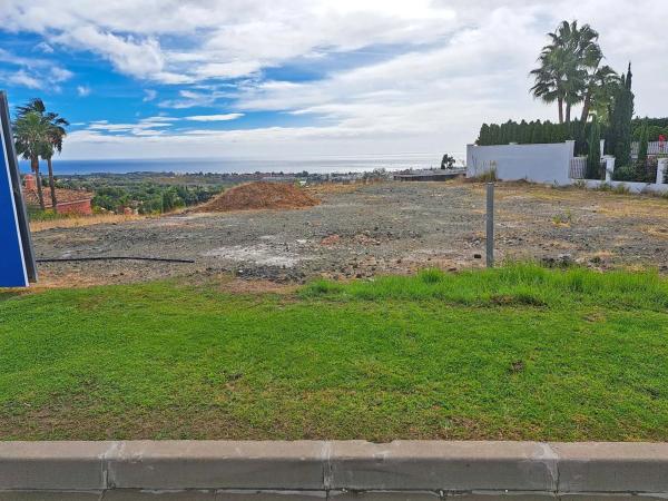 Terreno en calle Muñiz s/n