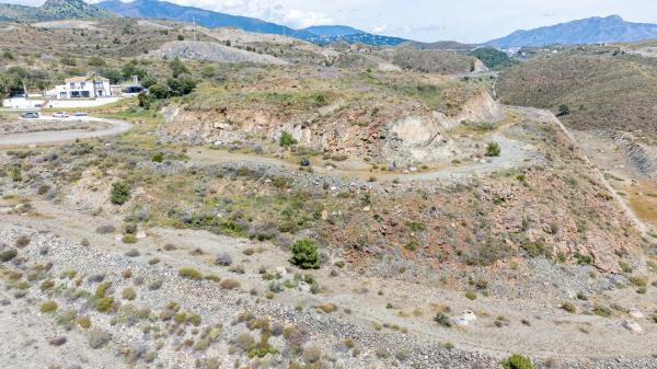 Terreno en cam lomo de retamar