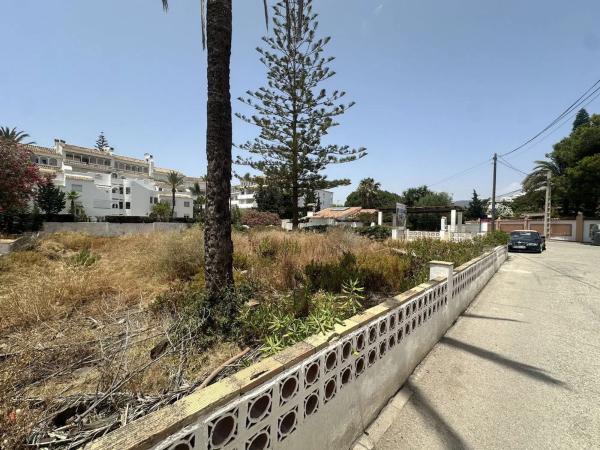 Terreno en calle Tenerife, 2