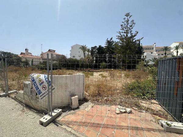 Terreno en calle Tenerife, 2