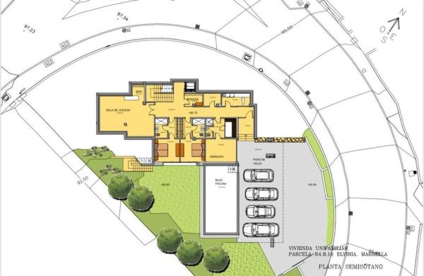 Terreno en paseo del Golf