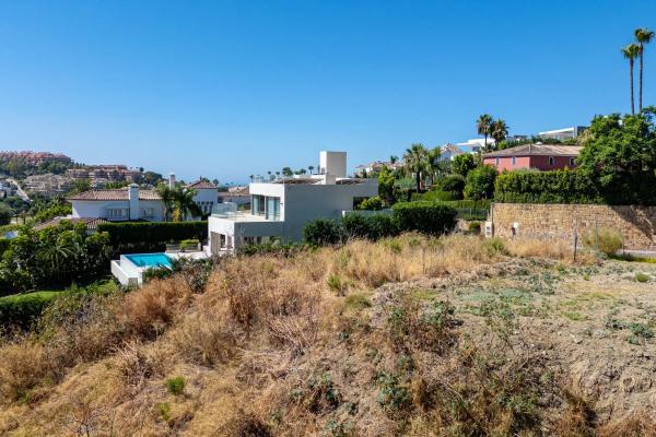 Terreno en calle Casiopea 5f