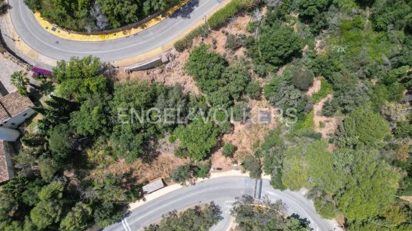 Terreno en carretera de Lomas de Marbella