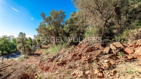 Terreno en carretera de Lomas de Marbella