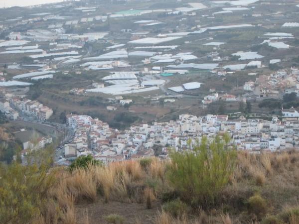 Terreno en via salida algarrobo a competa, 1