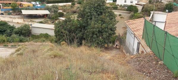 Terreno en Almayate Bajo