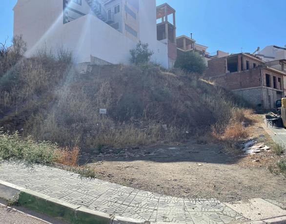 Terreno en calle Rafael Alberti, 16
