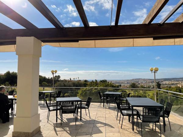 Terreno en avenida Palmeras de Baviera s/n