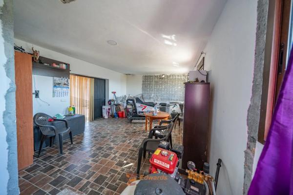 Terreno en camino de la Cruz