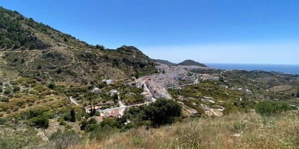 Terreno en camino de la Cruz