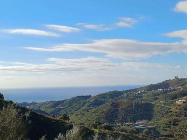 Terreno en Moclinejo