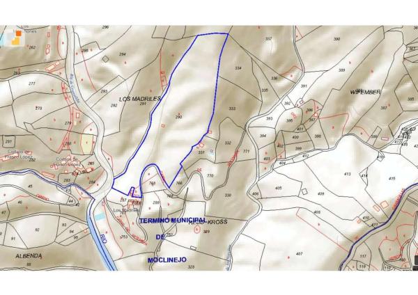 Terreno en Moclinejo