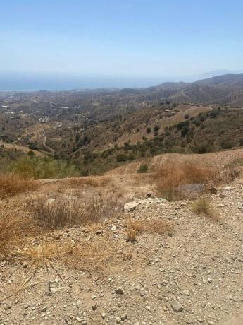 Terreno en Moclinejo