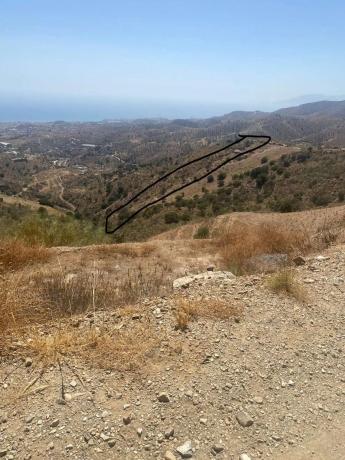 Terreno en Moclinejo