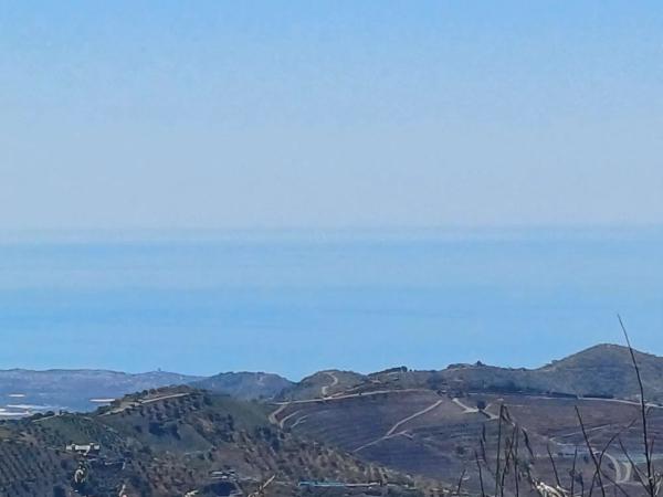 Terreno en Moclinejo