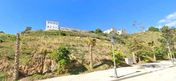 Terreno en calle Gloria Fuertes