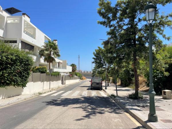 Terreno en calle Saturno