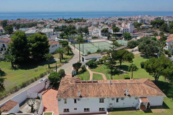 Terreno en calle Castillo, 15