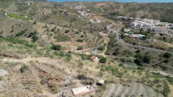 Terreno en calle Petirrojo, 1