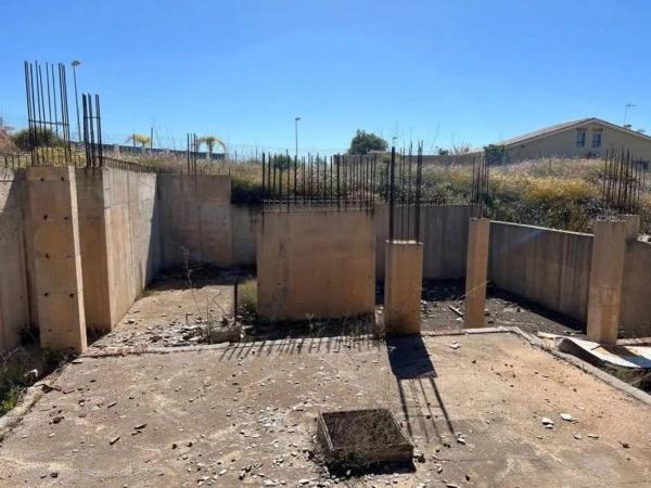 Terreno en calle Valencia, 9