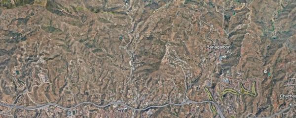 Terreno en calle Mirlo