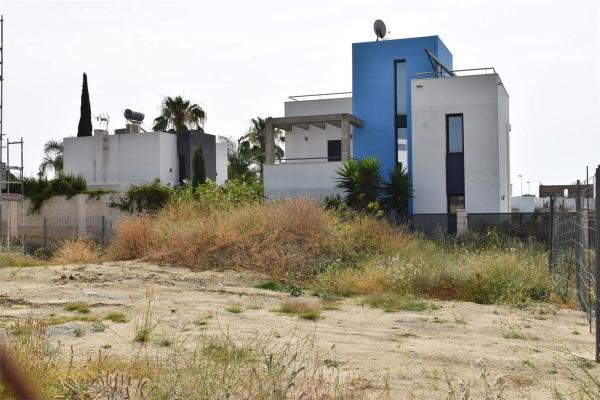 Terreno en calle Desfiladero de los Gaitanes