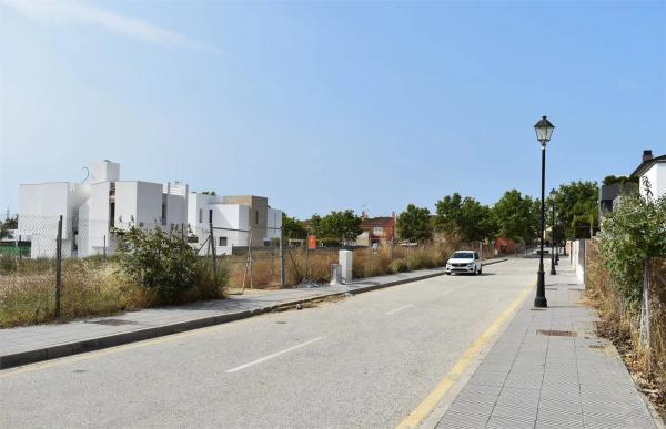 Terreno en calle Desfiladero de los Gaitanes