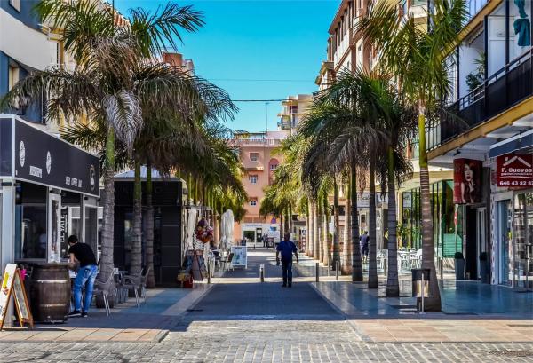 Terreno en calle Desfiladero de los Gaitanes