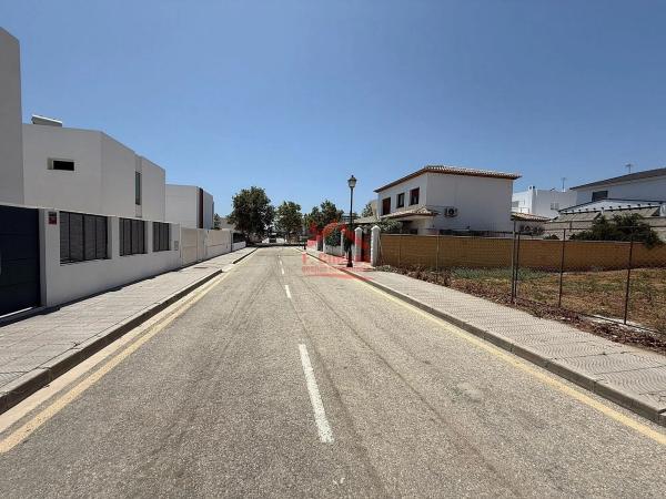 Terreno en calle Sierra de Grazalema