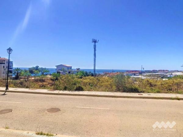 Terreno en calle Las Flores