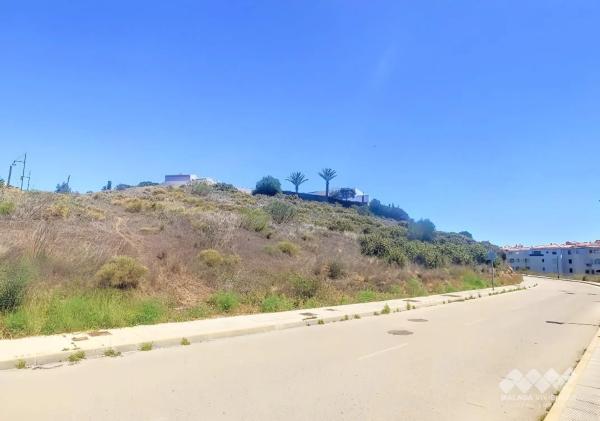 Terreno en calle Las Flores