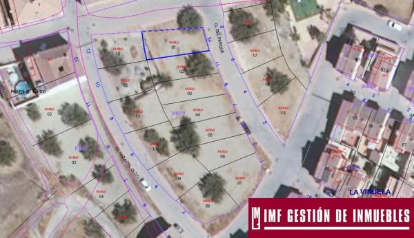 Terreno en calle del Parque, 7