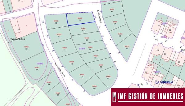 Terreno en calle Haza del Olivo, 2