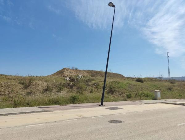 Terreno en Zona del Trapiche (Plg. Industrial Trops), 4