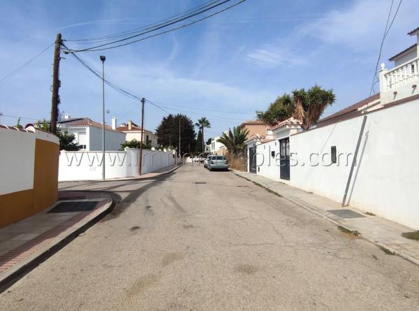 Terreno en calle Hierbabuena, 10