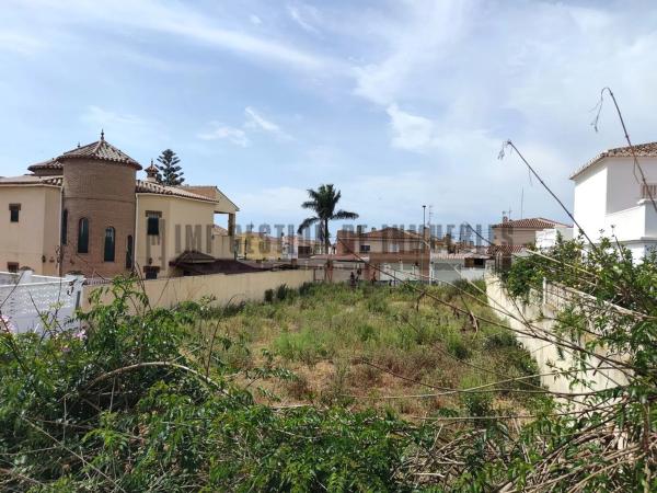 Terreno en calle Hierbabuena, 10