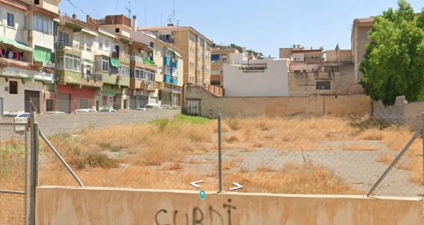 Terreno en calle Tejeda