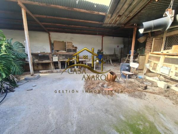 Terreno en calle Carlos Cano