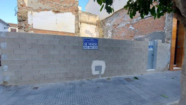 Terreno en calle Reñidero