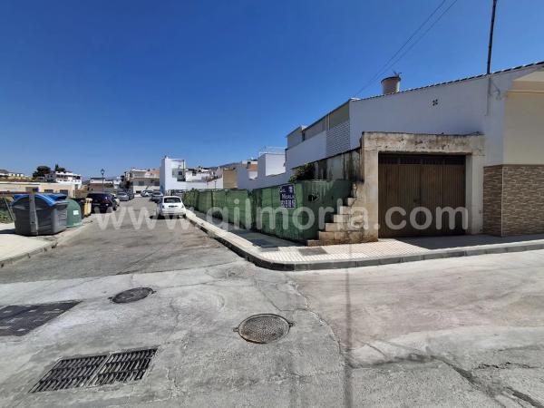 Terreno en calle Huerto Vicario