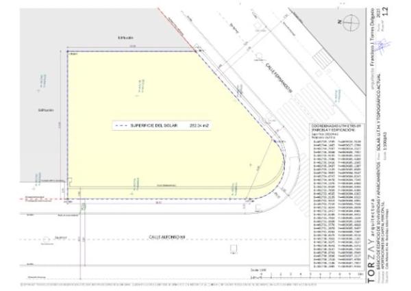 Terreno en calle Alfonso Xii