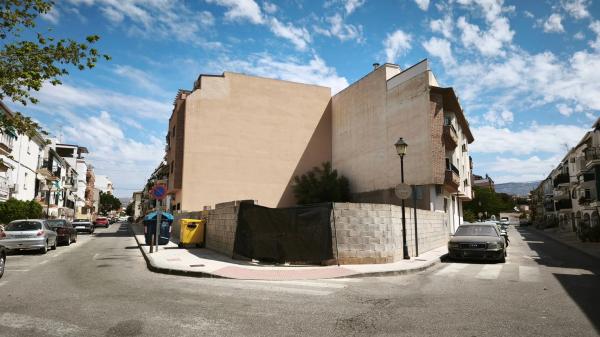 Terreno en calle Alfonso Xii