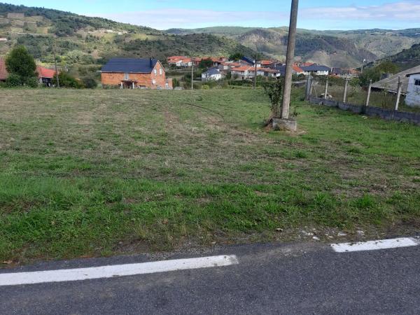 Terreno en Lugar a Portela