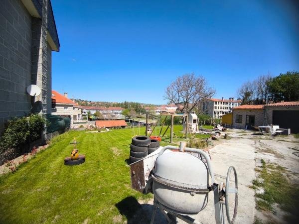 Terreno en lugar os xugueiros, 6