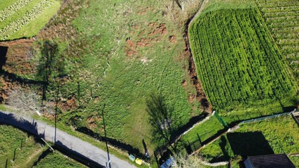 Terreno en calle Celeiros s/n