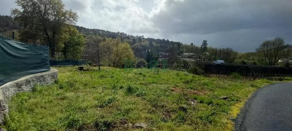 Terreno en Leiro