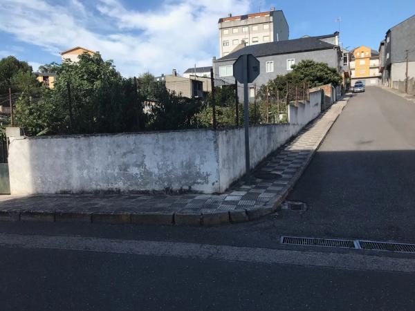 Terreno en calle da Bada, 11