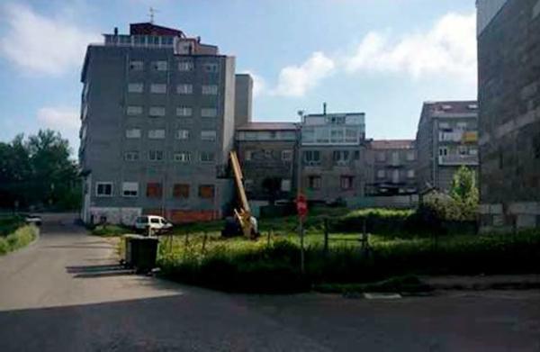 Terreno en avenida Pontevedra